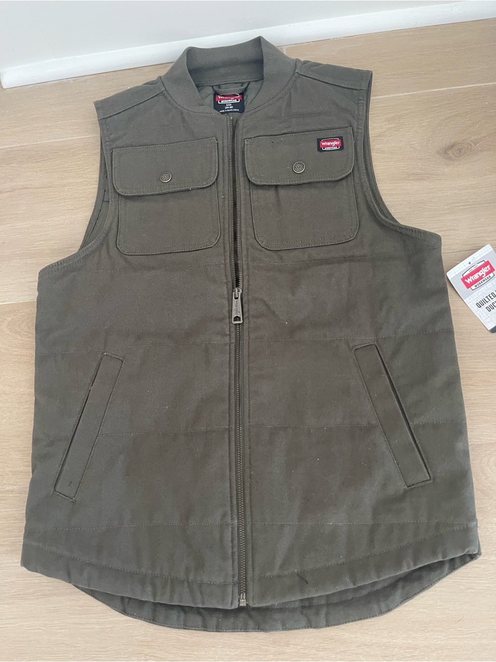Wrangler Workwear Men's Quilted Utility Duck Work Vest Size : Small ( 34…